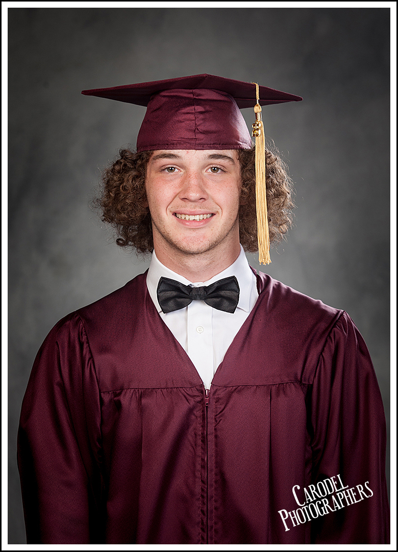 #ashleyridgehighschool #classof2025 #arhs #seniorpictures #seniordrape #capandgown #regalia #highschoolsenior #ashleyridgeswampfox #swampfox #arhssenior